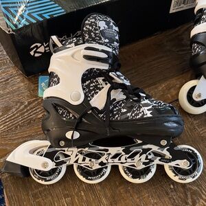 Black and White Kids Inline Skates